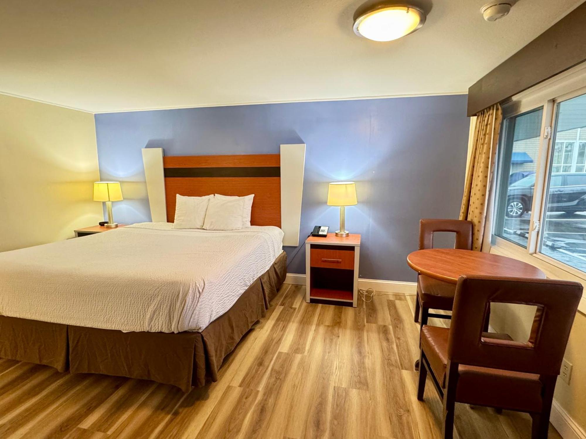 Days Inn By Wyndham - Cape Cod West Yarmouth Eksteriør billede